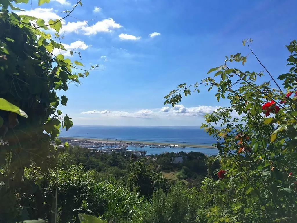 Farm stay Agriturismo Fattoria Montecontessa Villa Genoa